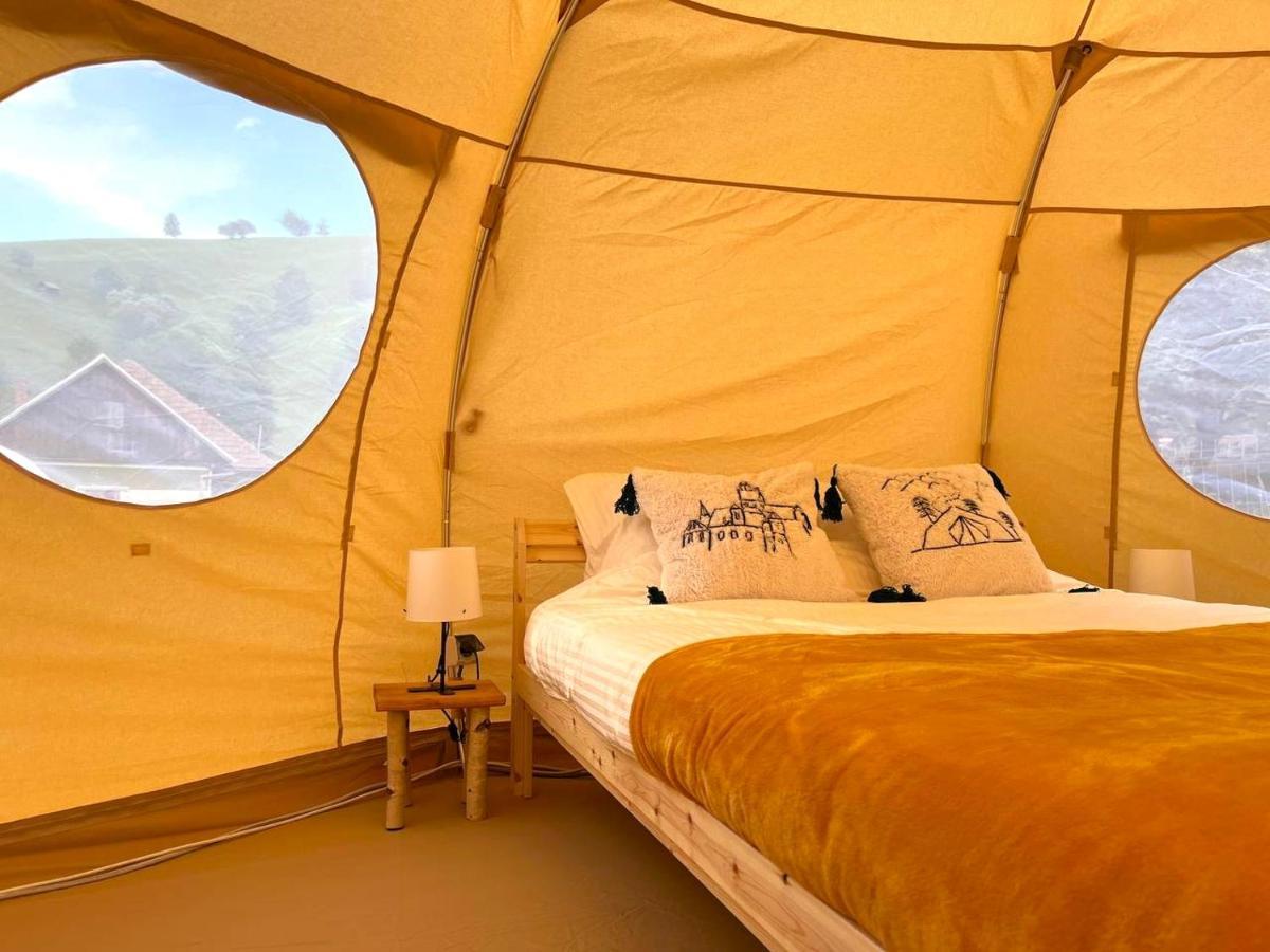Hotel Flore'S Garden Glamping Bran  Exterior foto