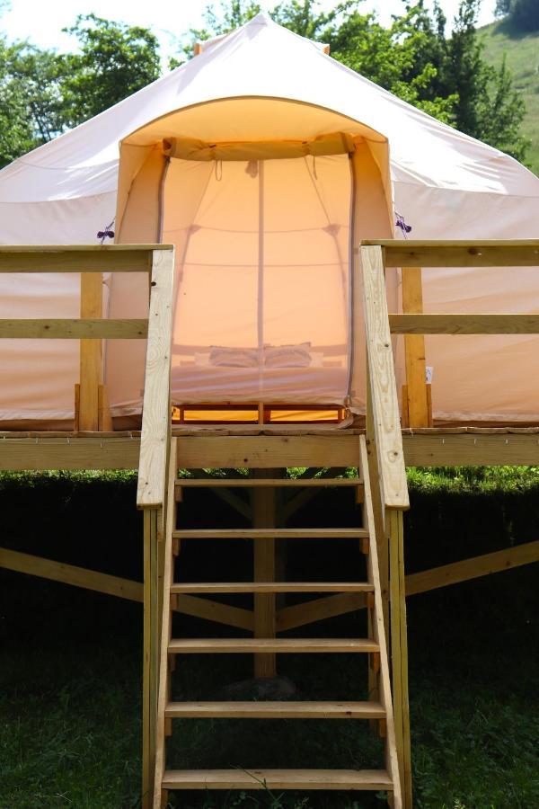 Hotel Flore'S Garden Glamping Bran  Exterior foto