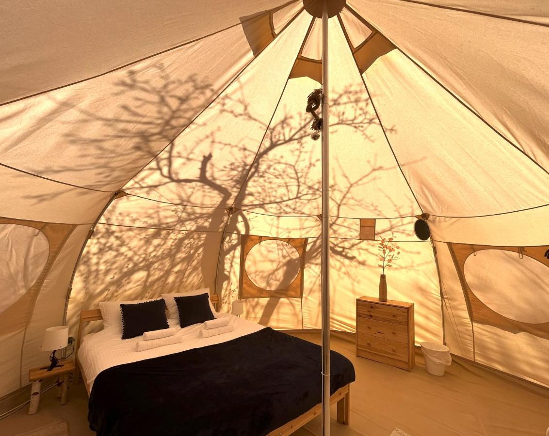 Hotel Flore'S Garden Glamping Bran  Exterior foto